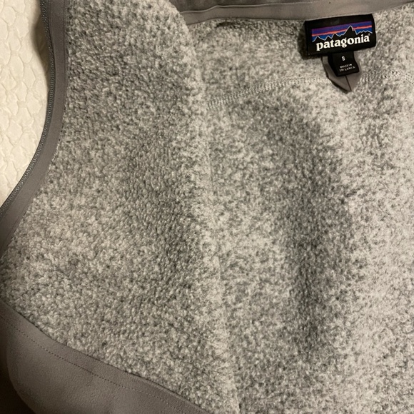 Patagonia Women's Fleece Vest- "Women's Better Sweater® Fleece Vest" - Picture 3 of 4